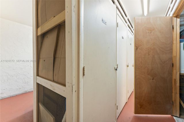 8901 S Hollybrook Blvd 303, Pembroke Pines, FL 33025