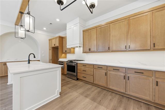 917 Calhoun WAY, Chesapeake, VA 23322