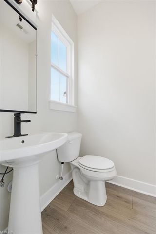 917 Calhoun WAY, Chesapeake, VA 23322