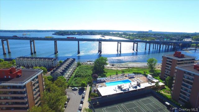 9-15 166th Street 3B, Beechhurst, NY 11357