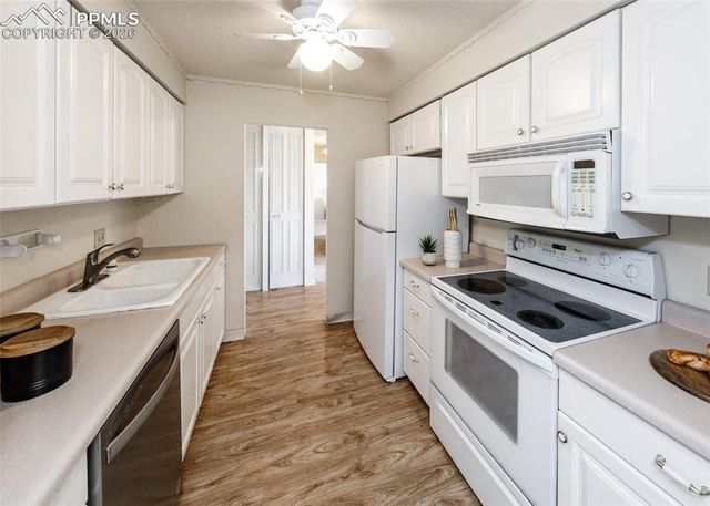 411 Lakewood Circle C1203, Colorado Springs, CO 80910