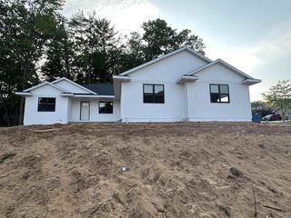 1093 STORDEUR DRIVE, Green Bay, WI 54313