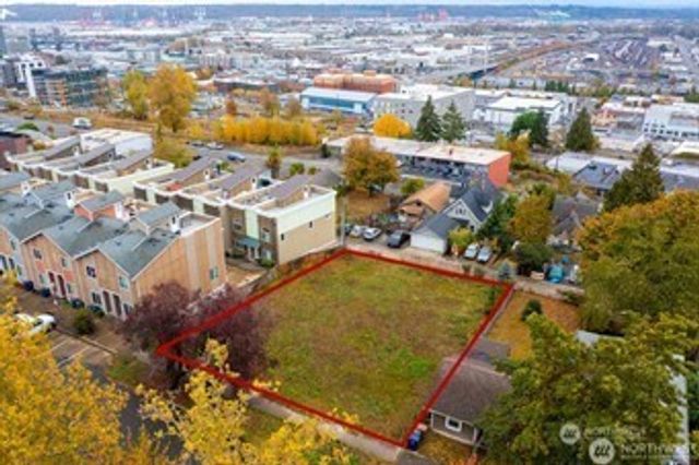 2325 G Street, Tacoma, WA 98408