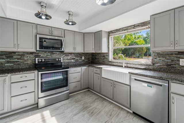 1606 NW 22ND STREET, Gainesville, FL 32605