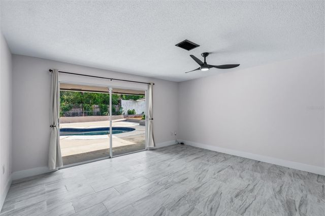 1606 NW 22ND STREET, Gainesville, FL 32605