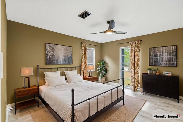 1606 NW 22ND STREET, Gainesville, FL 32605