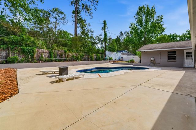 1606 NW 22ND STREET, Gainesville, FL 32605