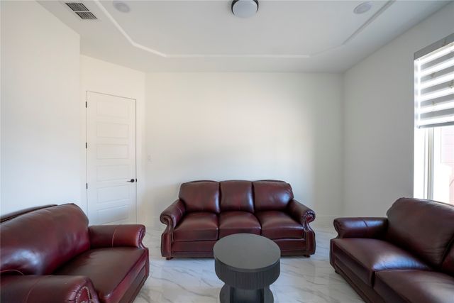 10904 Hollydale Road, Frisco, TX 75035