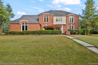 4310 Birch Run Drive, Troy, MI 48098