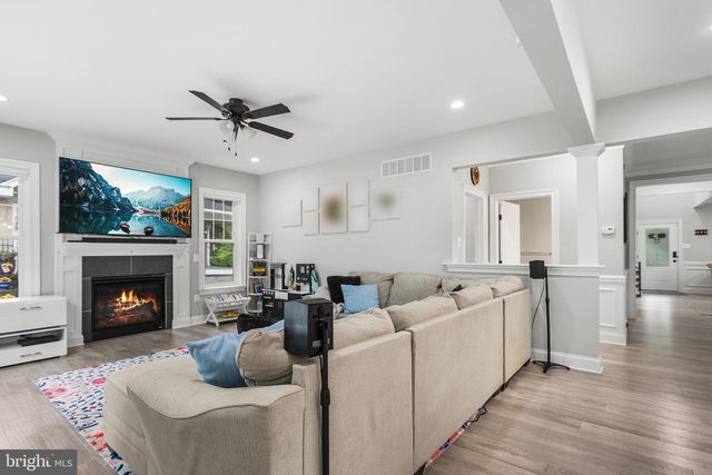 1211 FAIRVIEW AVE, Havertown, PA 19083