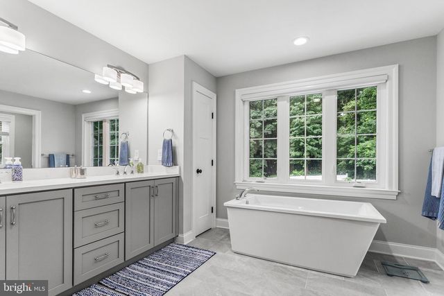 1211 FAIRVIEW AVE, Havertown, PA 19083