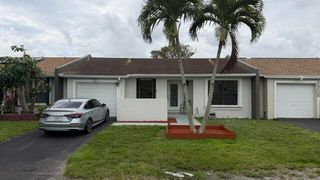 5460 S Lakewood Cir S S C, Margate, FL 33063