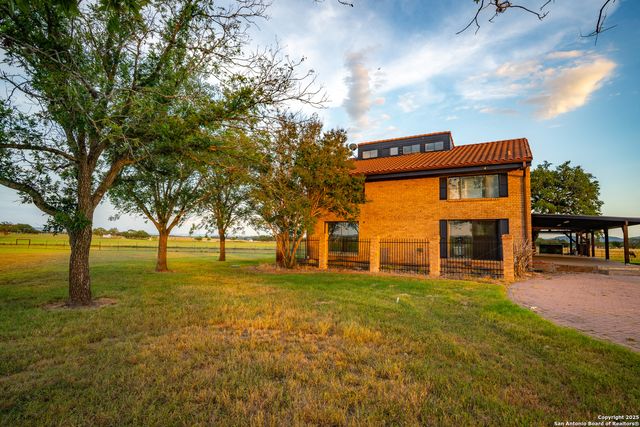 2307 Fm 3240, Bandera, TX 78003