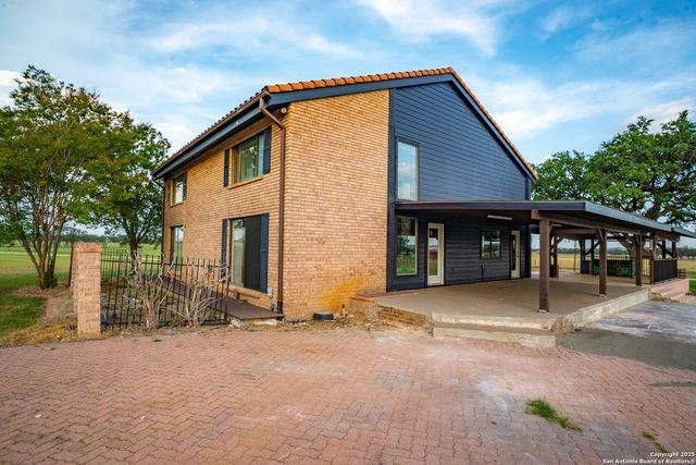 2307 Fm 3240, Bandera, TX 78003