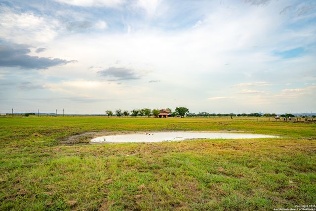 2307 Fm 3240, Bandera, TX 78003