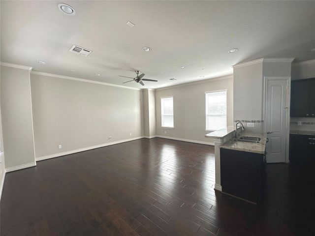 1610 Parker Street, Houston, TX 77007