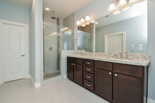 1610 Parker Street, Houston, TX 77007