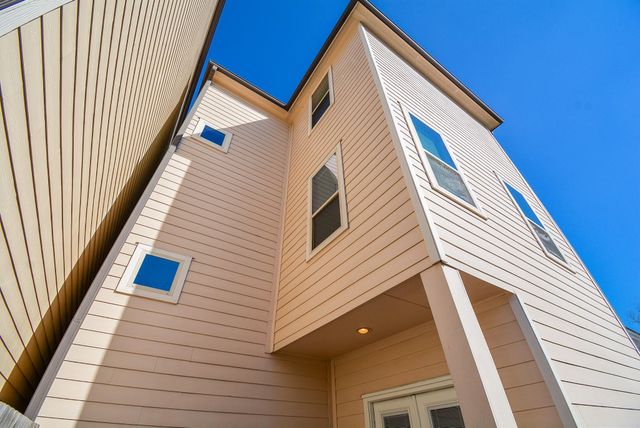1610 Parker Street, Houston, TX 77007