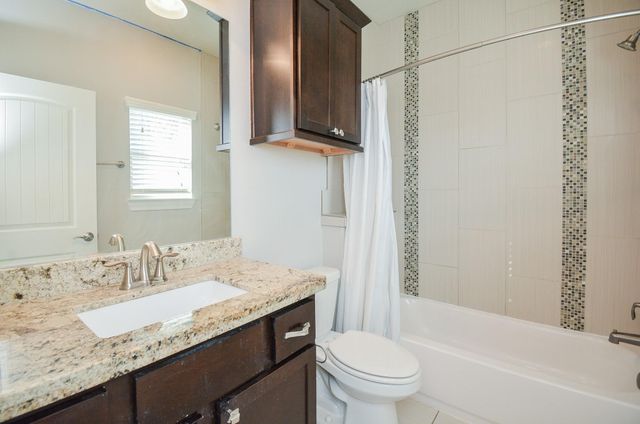 1610 Parker Street, Houston, TX 77007