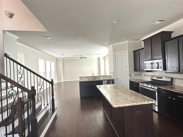 1610 Parker Street, Houston, TX 77007