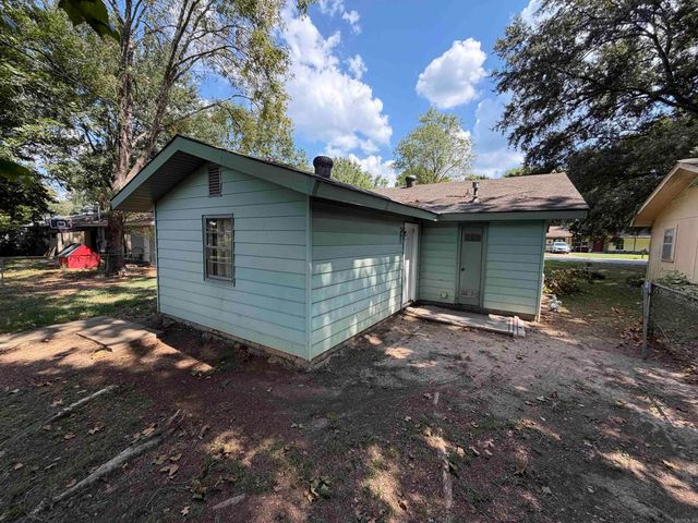 117 Harold St, Jacksonville, AR 72076