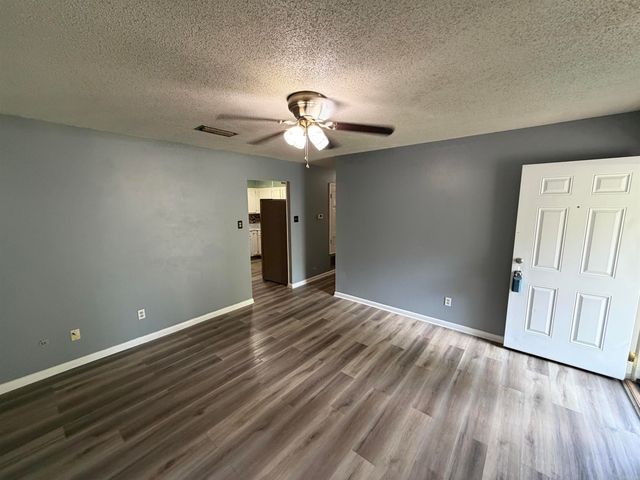 117 Harold St, Jacksonville, AR 72076