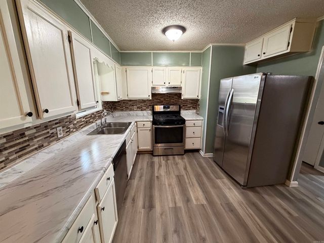 117 Harold St, Jacksonville, AR 72076