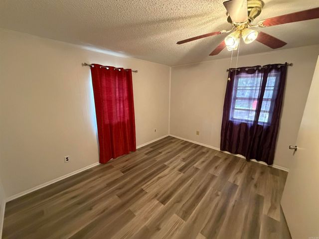 117 Harold St, Jacksonville, AR 72076