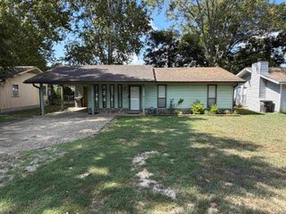 117 Harold St, Jacksonville, AR 72076