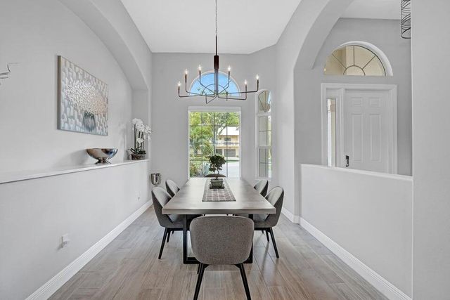 2986 Bent Pine Drive, Fort Pierce, FL 34951