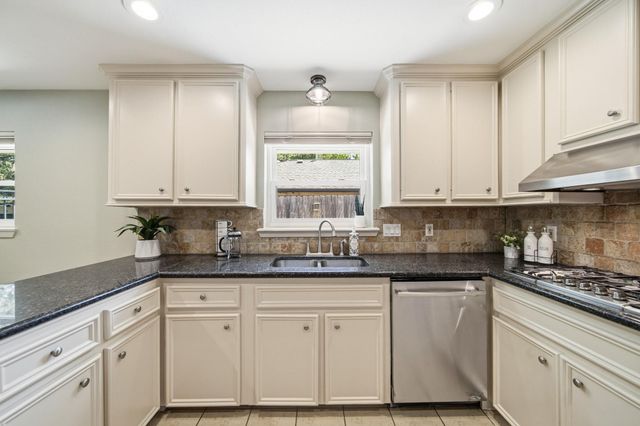 10211 Cliffwood Drive, Houston, TX 77035