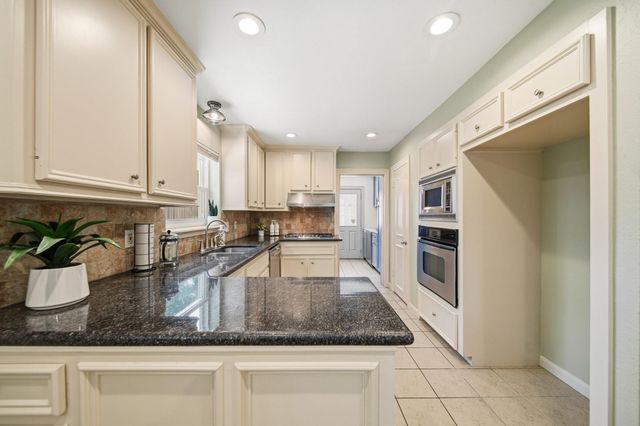10211 Cliffwood Drive, Houston, TX 77035