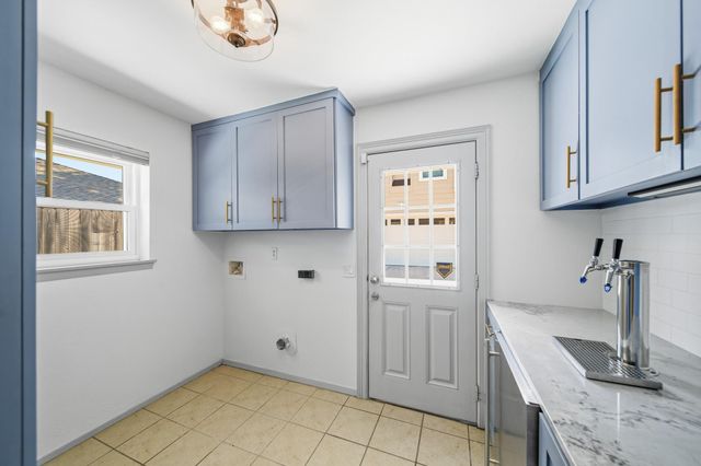 10211 Cliffwood Drive, Houston, TX 77035