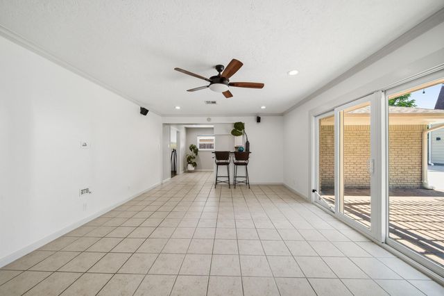 10211 Cliffwood Drive, Houston, TX 77035