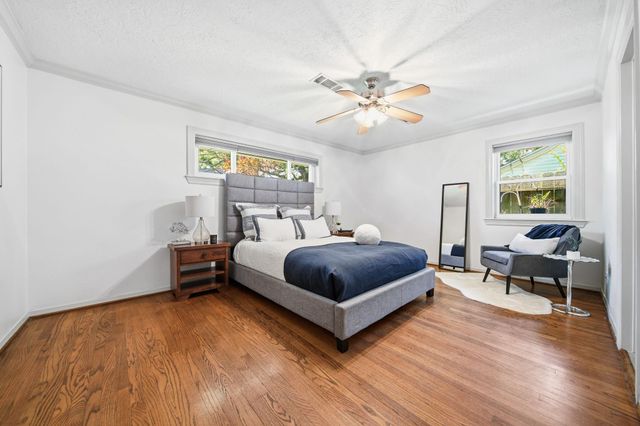 10211 Cliffwood Drive, Houston, TX 77035