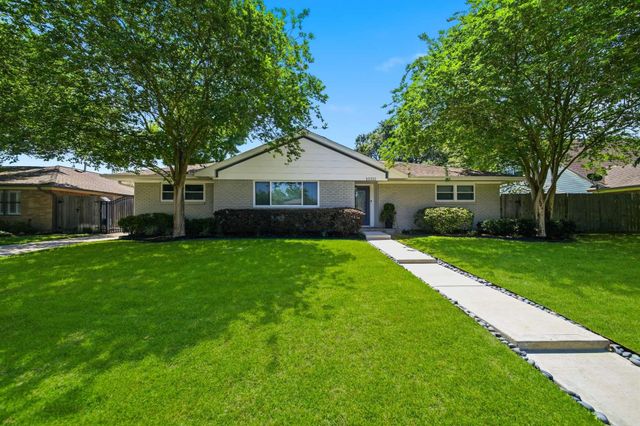 10211 Cliffwood Drive, Houston, TX 77035