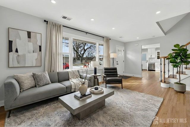 358 Fairfield Way, Keyport, NJ 07735