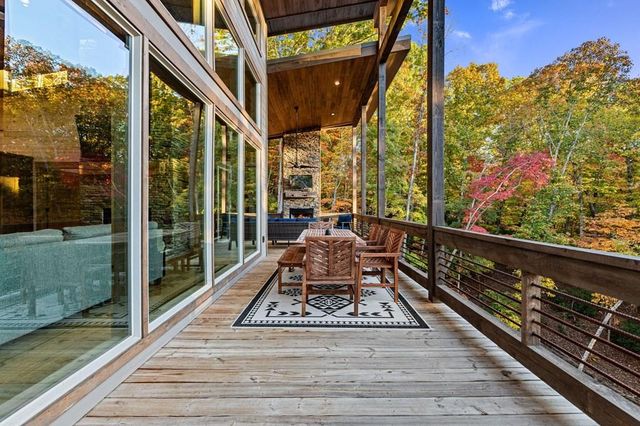 184 High Meadows Court, Morganton, GA 30560