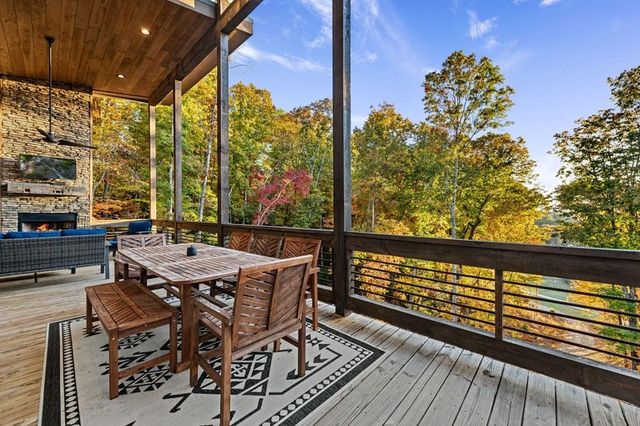 184 High Meadows Court, Morganton, GA 30560