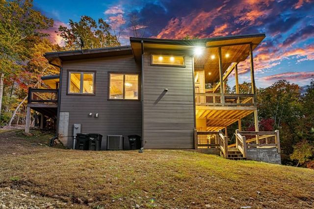 184 High Meadows Court, Morganton, GA 30560