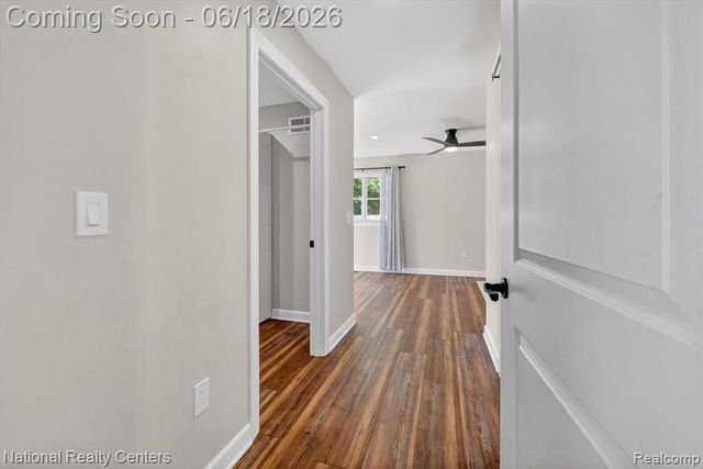 15969 Stamford Street, Livonia, MI 48154
