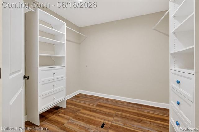 15969 Stamford Street, Livonia, MI 48154