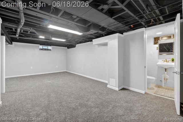 15969 Stamford Street, Livonia, MI 48154