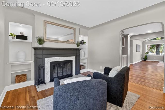 15969 Stamford Street, Livonia, MI 48154