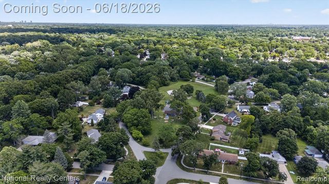 15969 Stamford Street, Livonia, MI 48154