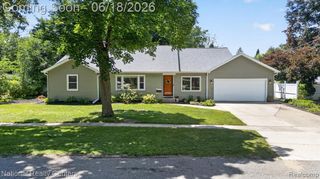 15969 Stamford Street, Livonia, MI 48154