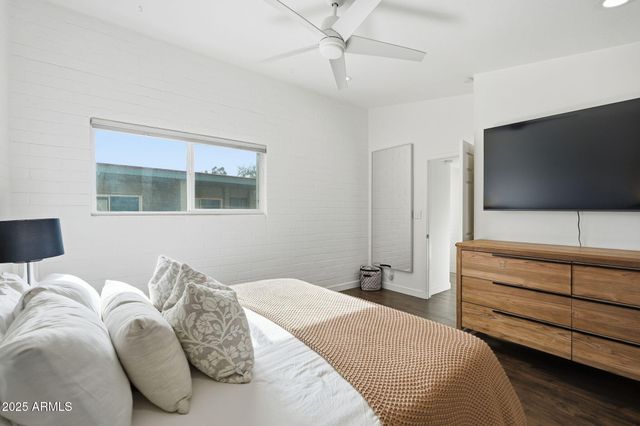 4925 N 73RD Street 1, Scottsdale, AZ 85251