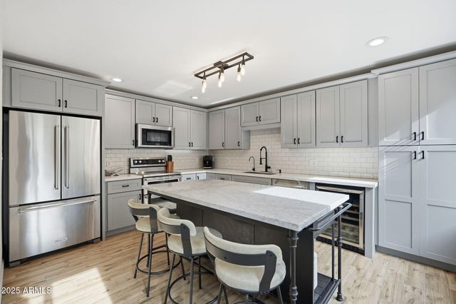 4925 N 73RD Street 1, Scottsdale, AZ 85251