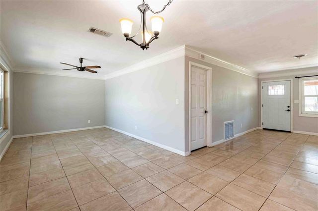 2741 37TH STREET S, St Petersburg, FL 33711