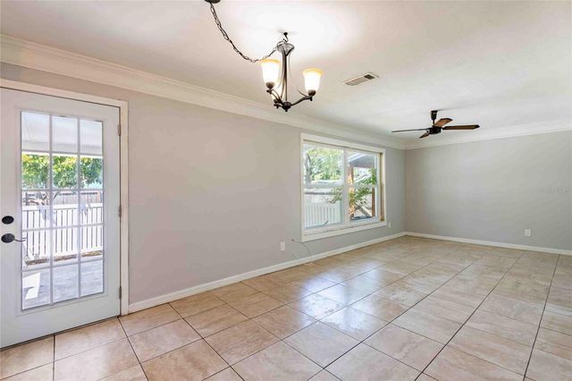 2741 37TH STREET S, St Petersburg, FL 33711